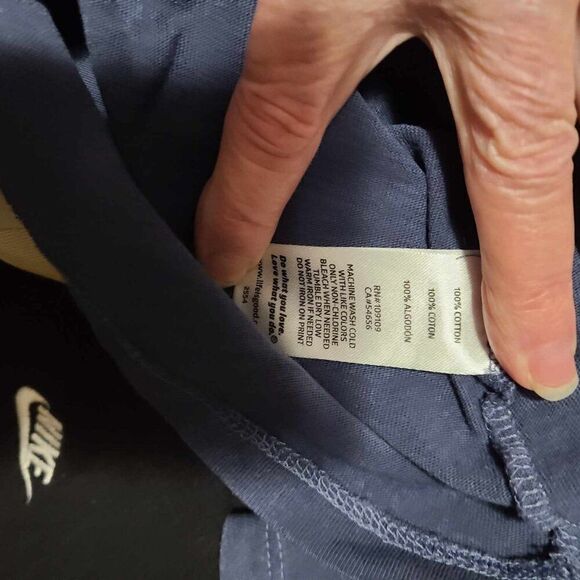 Life is Good "Believe There is Good" Navy Long Sleeve Tee size Medium - Picture 12 of 13